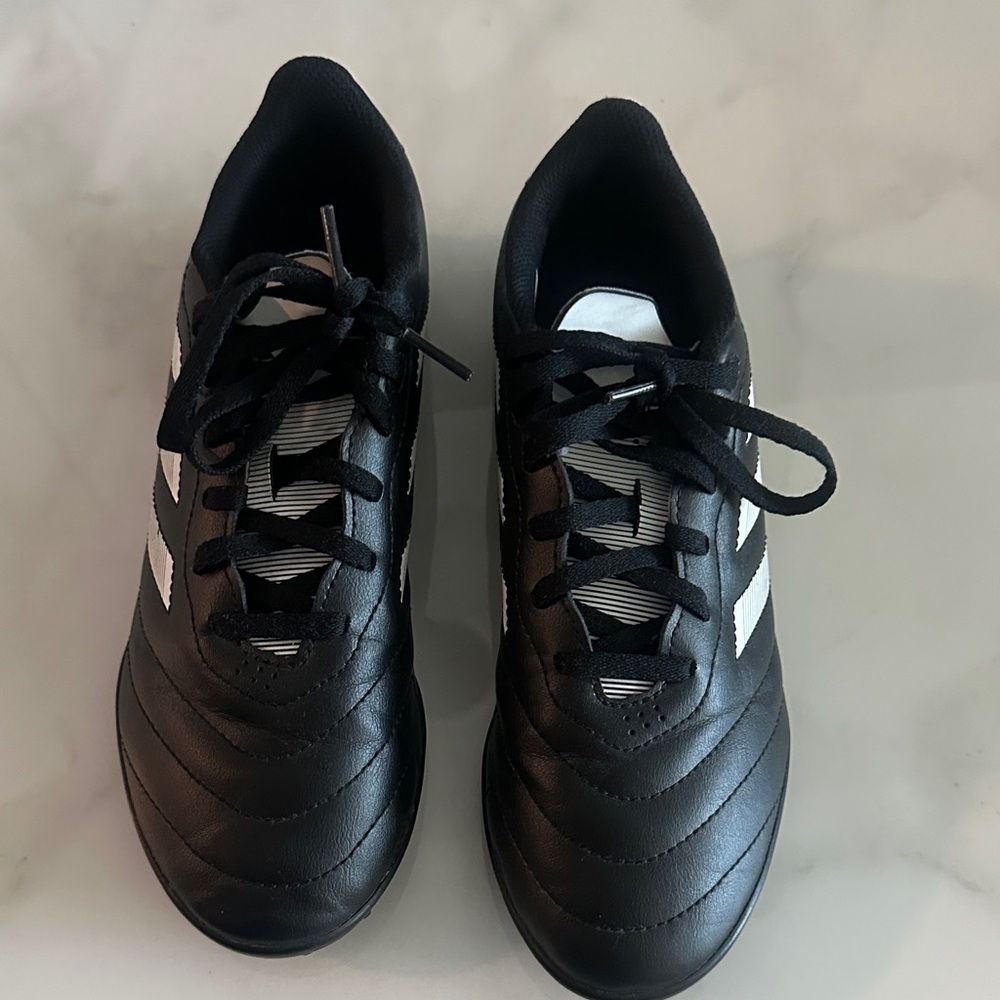 Adidas Boy Black and White Athletic Shoes with cleats (soccer)